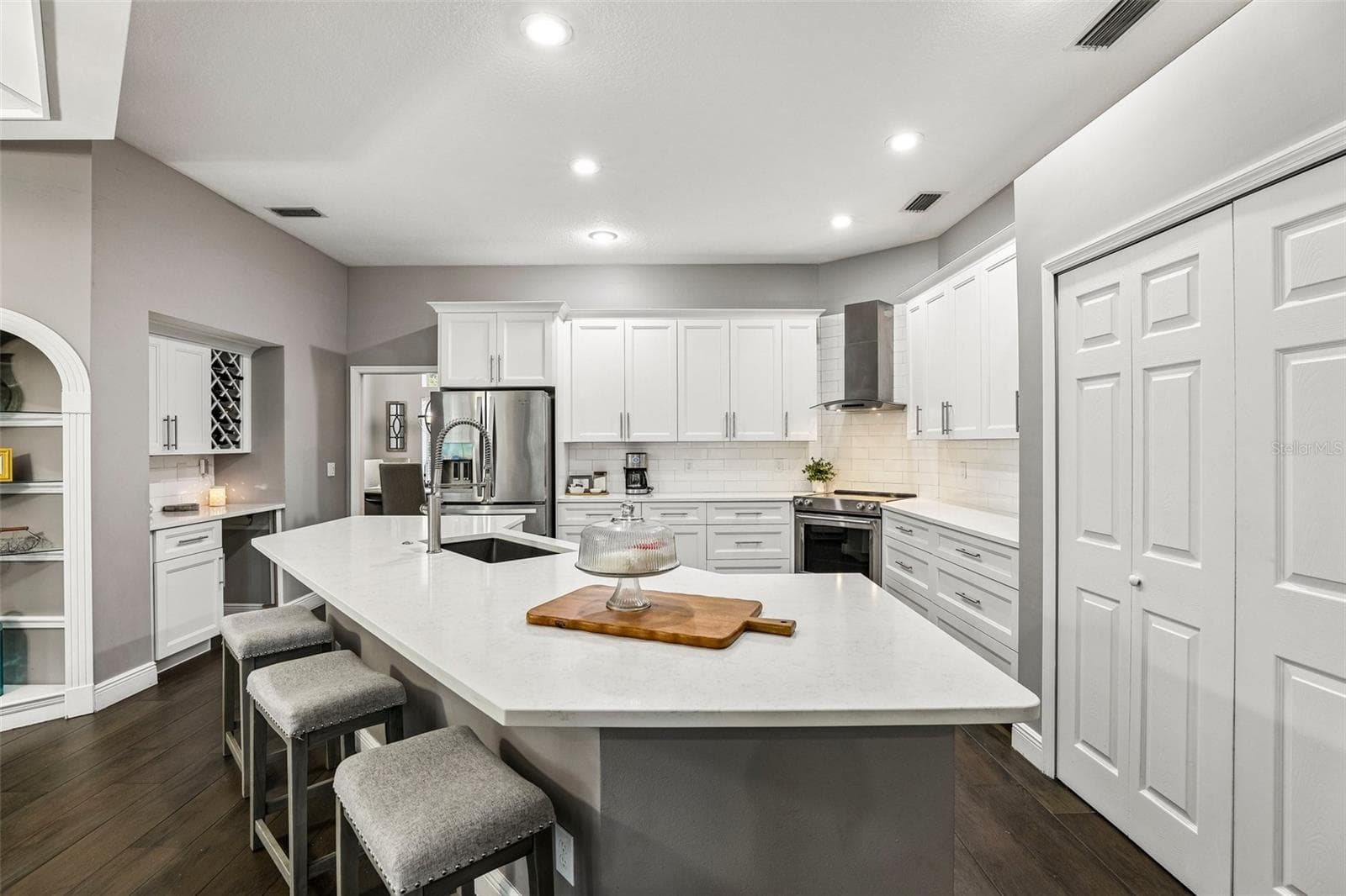 The Heart of the Home - 1522 EAGLE NEST CIR, WINTER SPRINGS