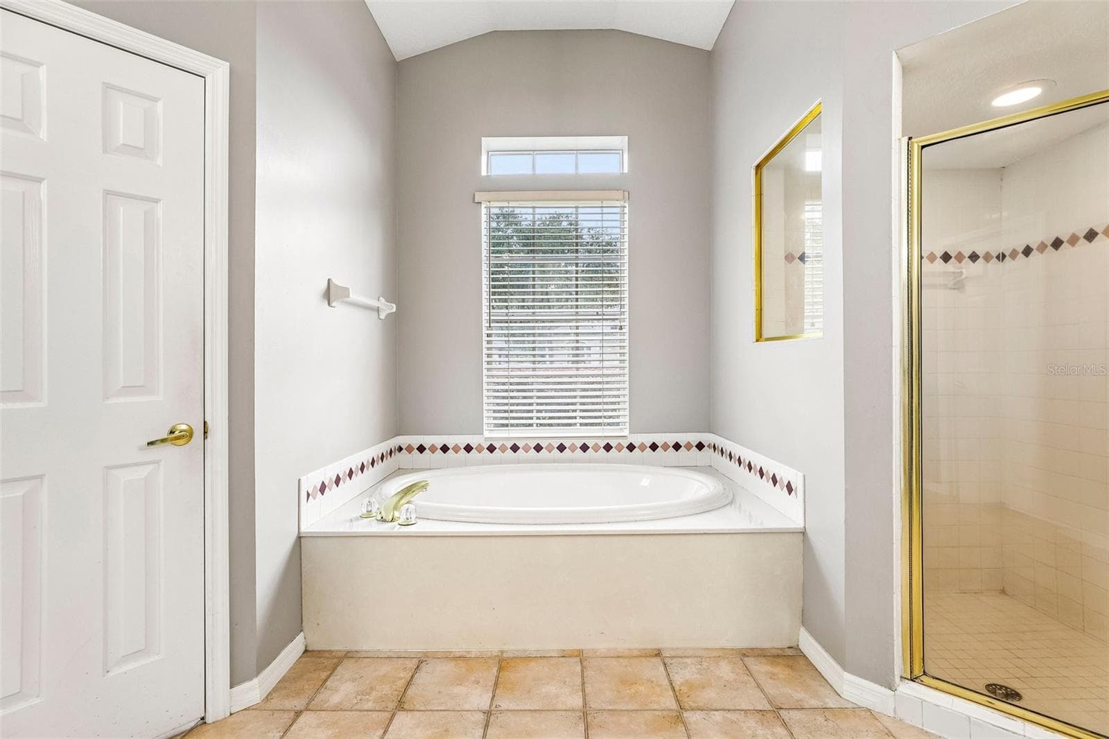 Garden Tub - 1522 EAGLE NEST CIR, WINTER SPRINGS