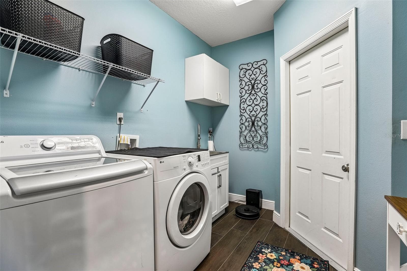 Laundry Room off 3 car Garage - 1522 EAGLE NEST CIR, WINTER SPRINGS
