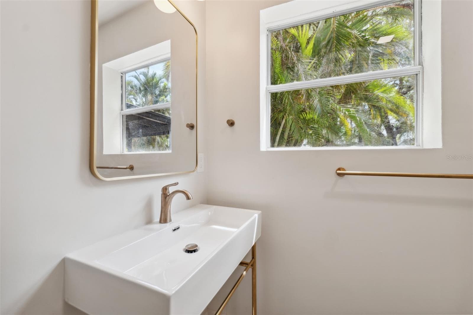Full bath - 108 5TH ST, BELLEAIR BEACH