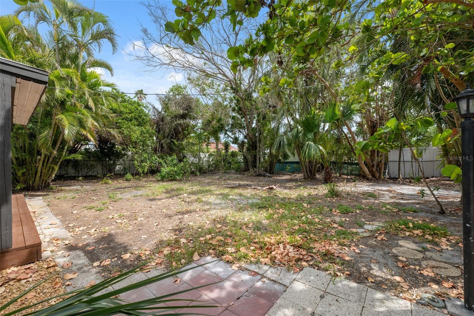 Back yard - 108 5TH ST, BELLEAIR BEACH