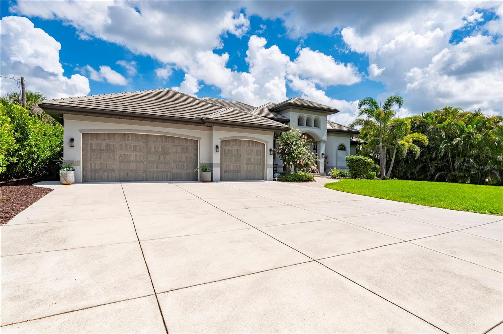 Single Family Residence at 25462 SHORE DR, PUNTA GORDA, photo 2 of 82