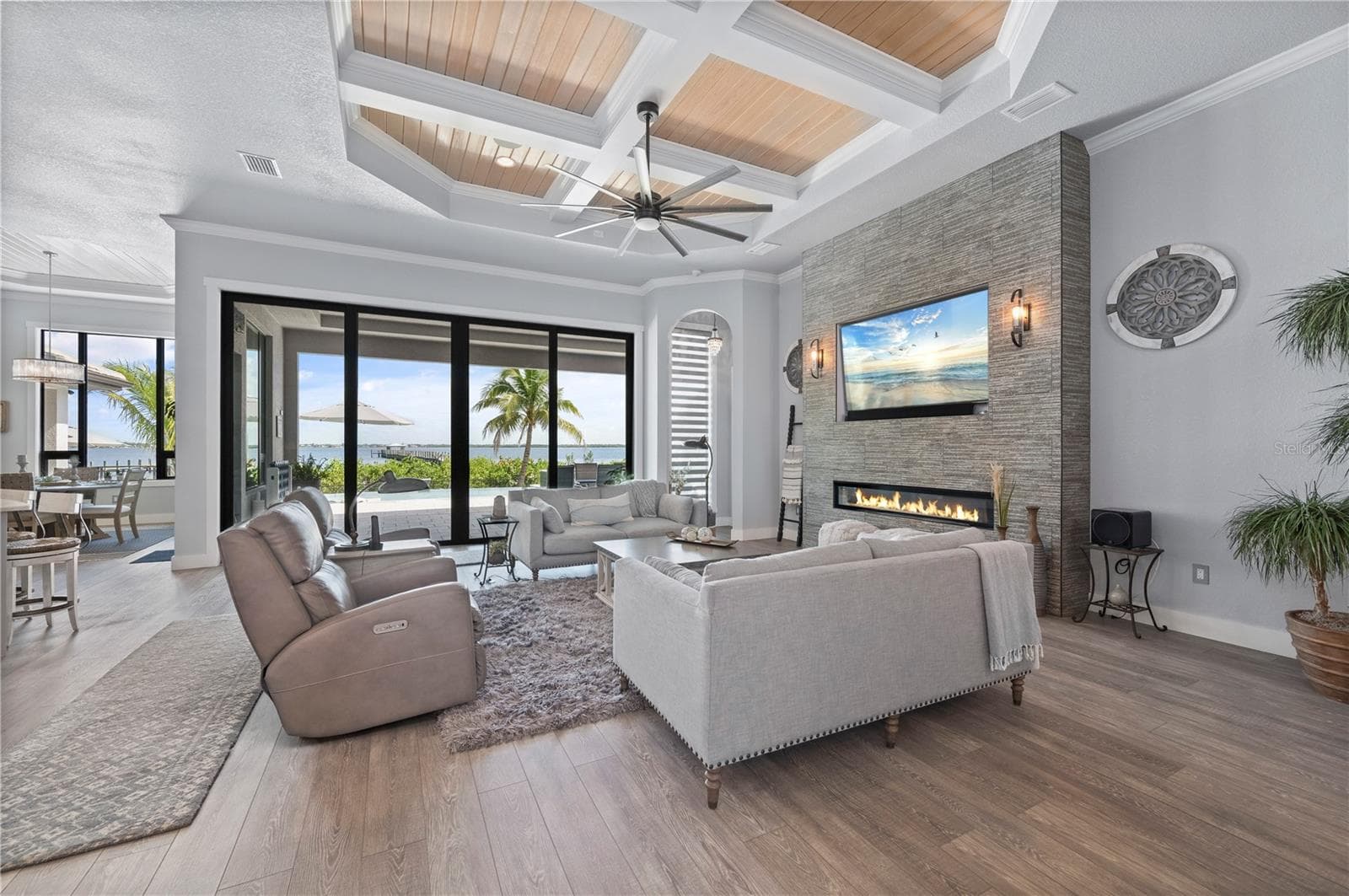 Single Family Residence at 25462 SHORE DR, PUNTA GORDA, photo 18 of 82