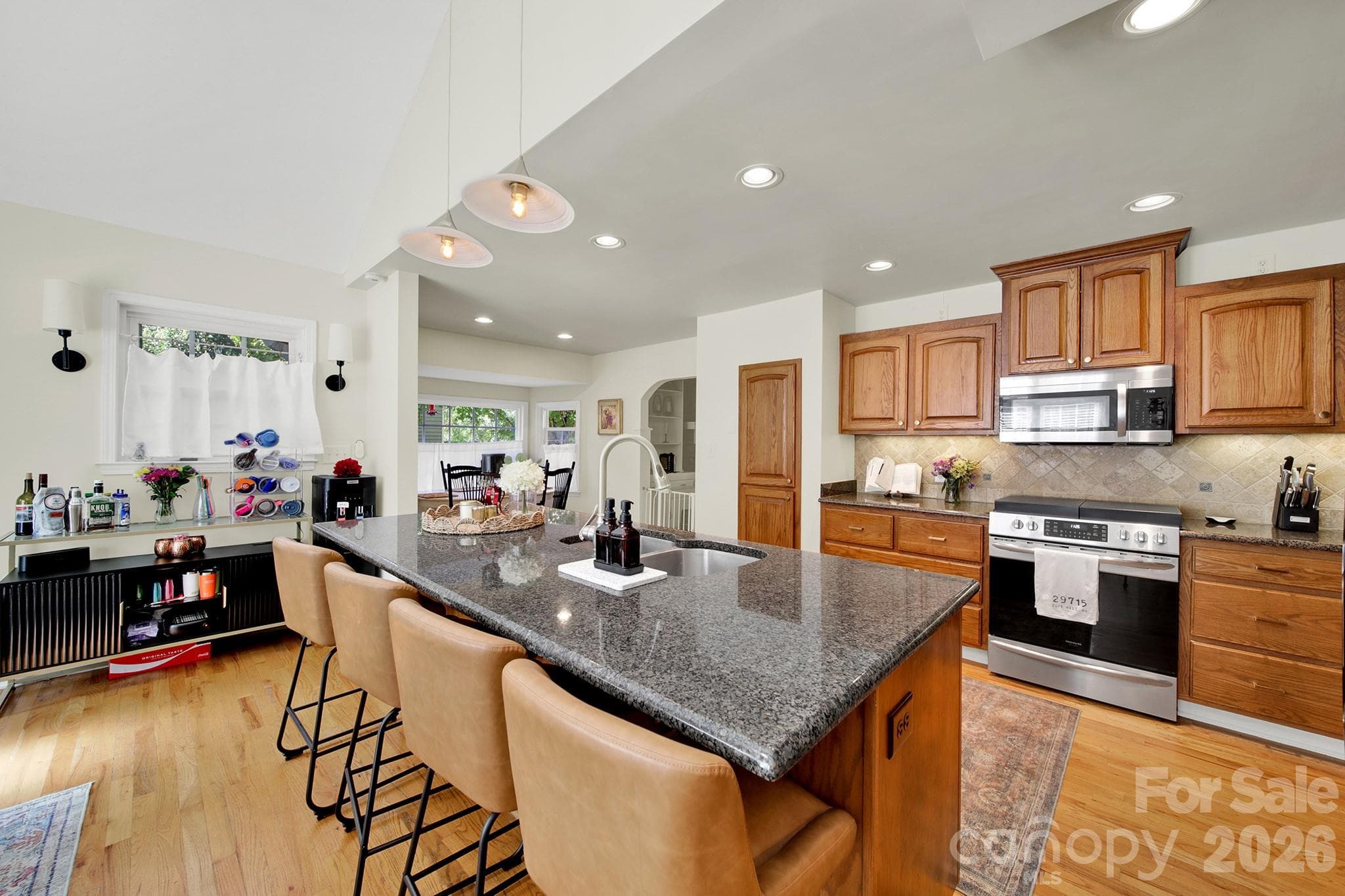 Single Family Residence at 1219 Honeybee Trail, Fort Mill, photo 13 of 37