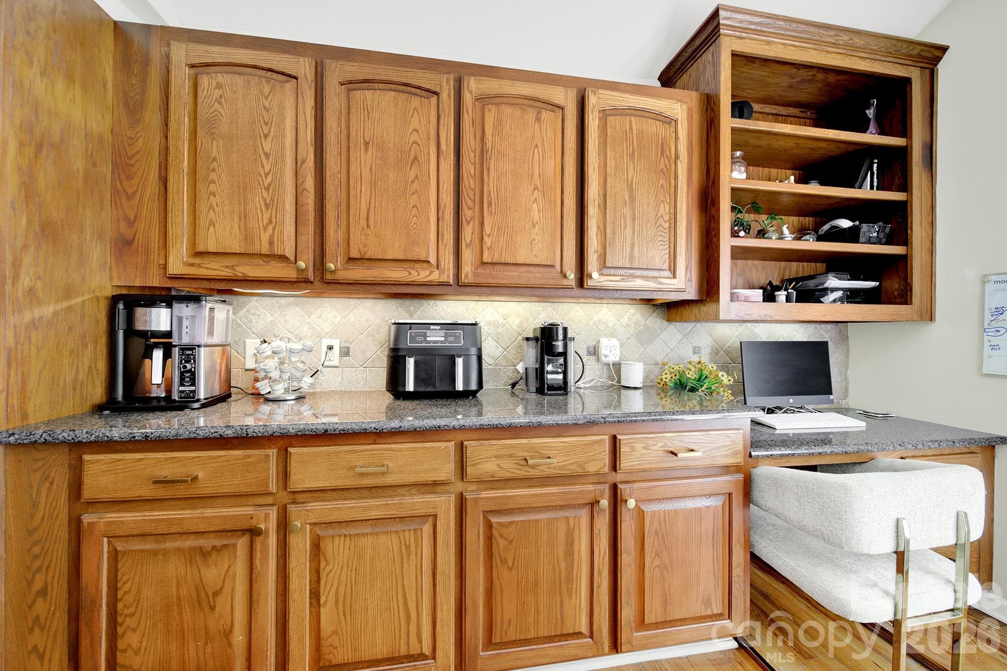 Single Family Residence at 1219 Honeybee Trail, Fort Mill, photo 15 of 37