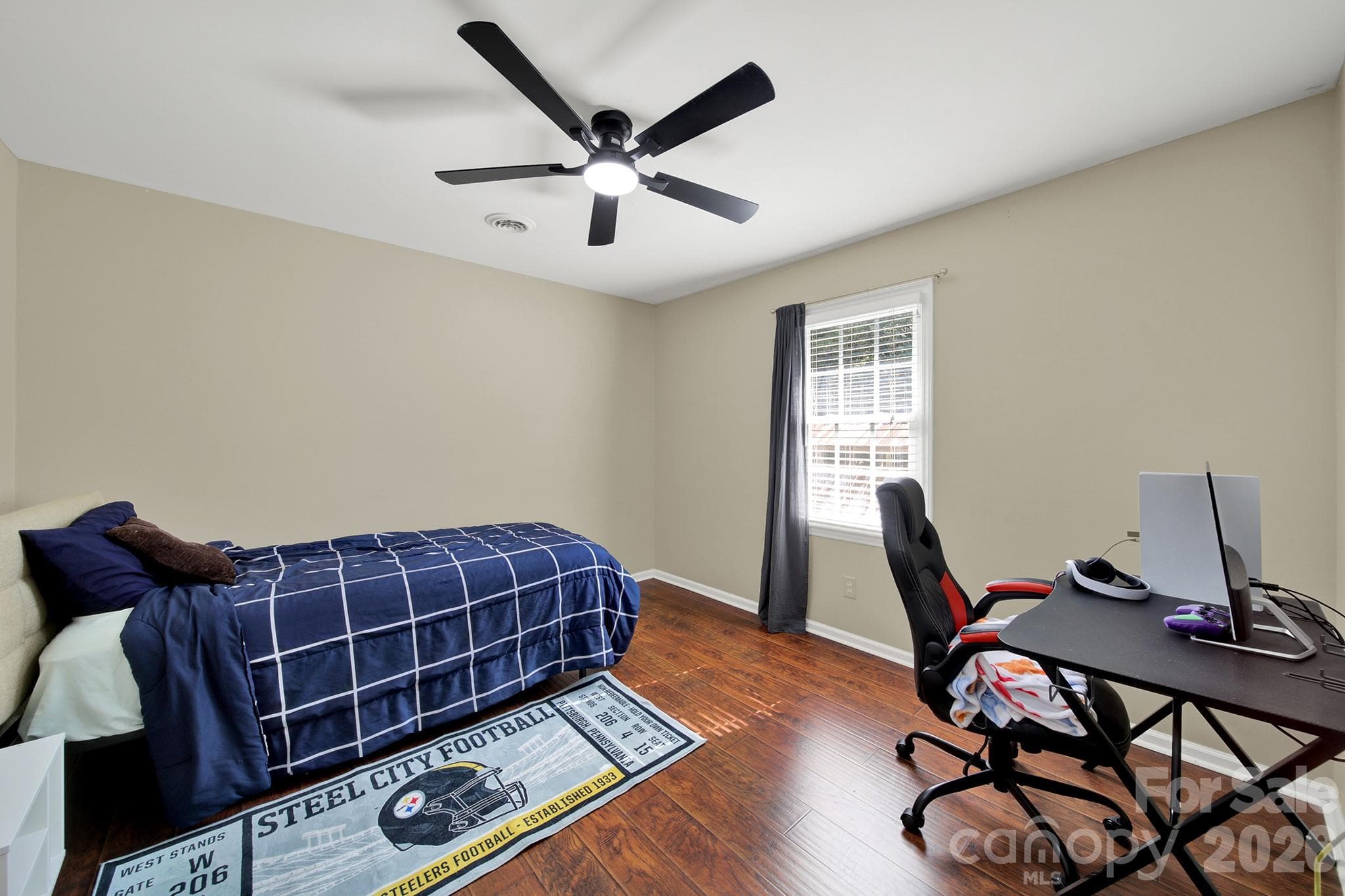 Single Family Residence at 1219 Honeybee Trail, Fort Mill, photo 18 of 37