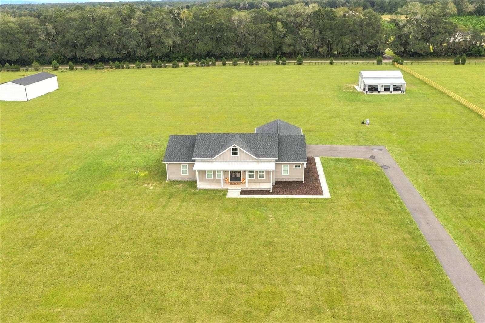 Single Family Residence at 20875 NW 207TH TER, HIGH SPRINGS, photo 3 of 56