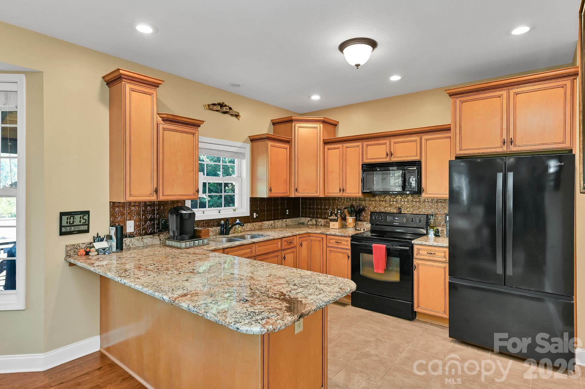 Kitchen - 230 Rivercrest Boulevard, Arden