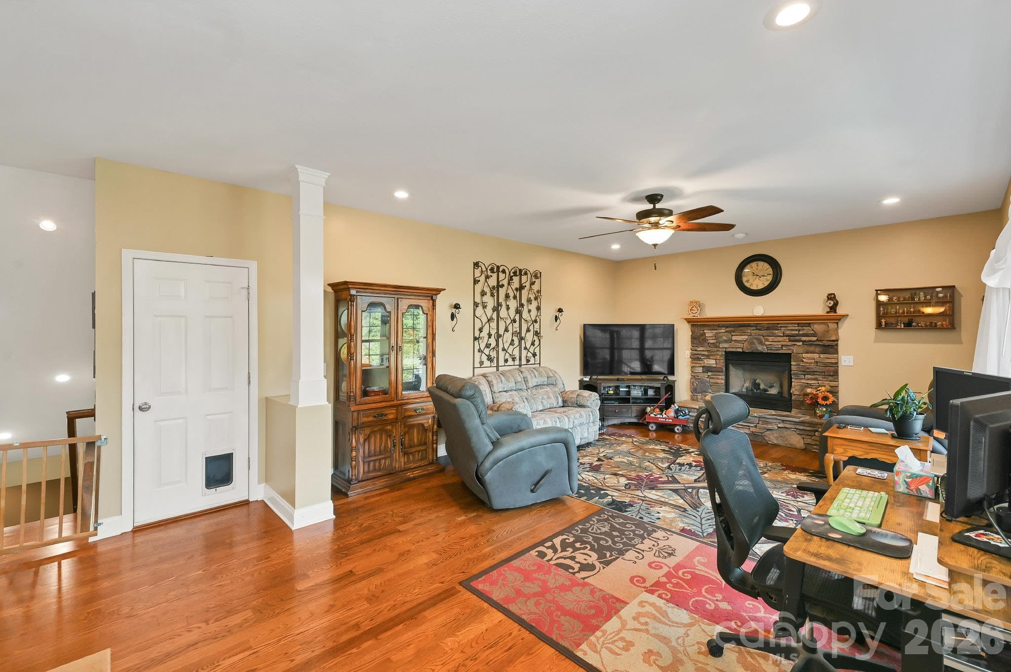 Living room - 230 Rivercrest Boulevard, Arden