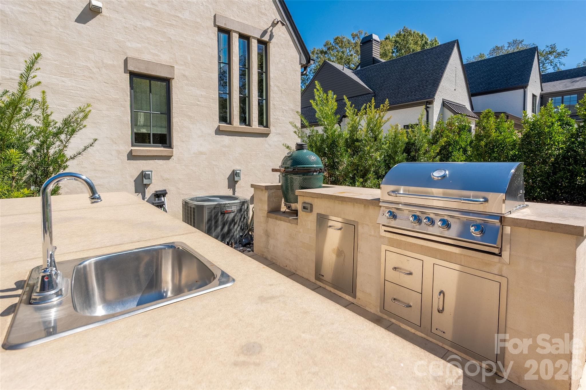 Outdoor grill (beverage refrigerator not pictured) - 2111 Cortelyou Road, Charlotte