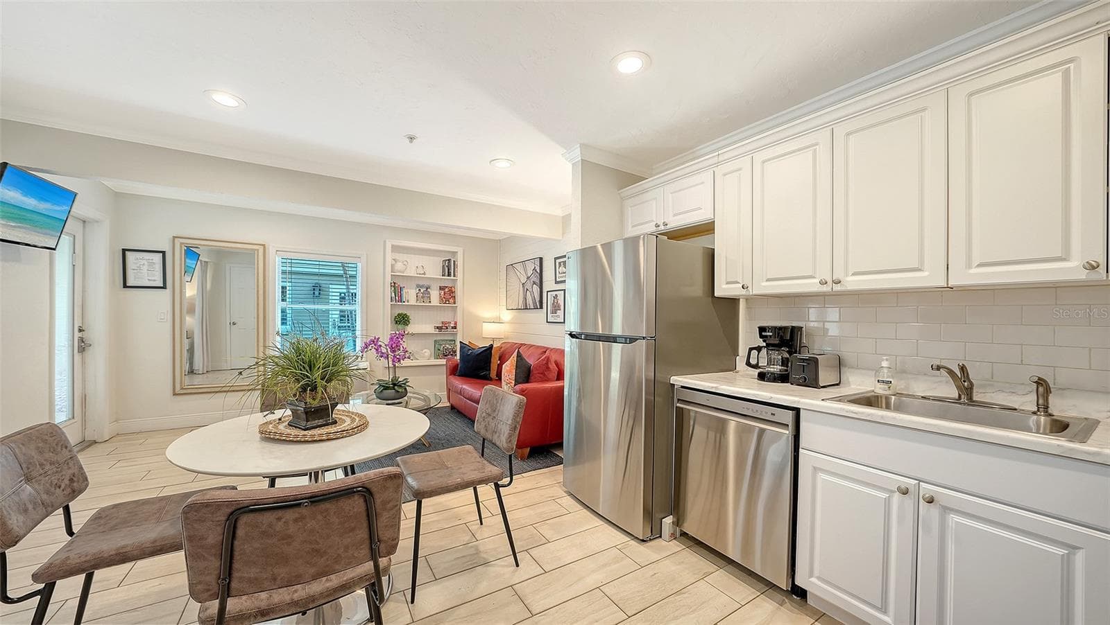 Duplex at 662 CALLE DEL OTONO, SARASOTA, photo 22 of 100