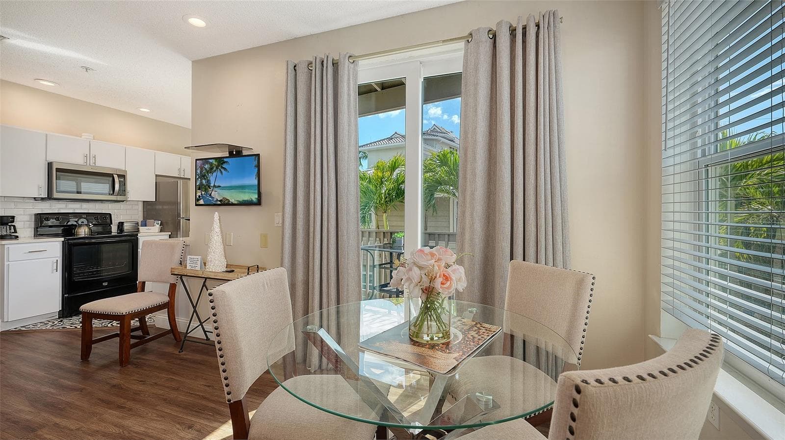 Duplex at 662 CALLE DEL OTONO, SARASOTA, photo 34 of 100