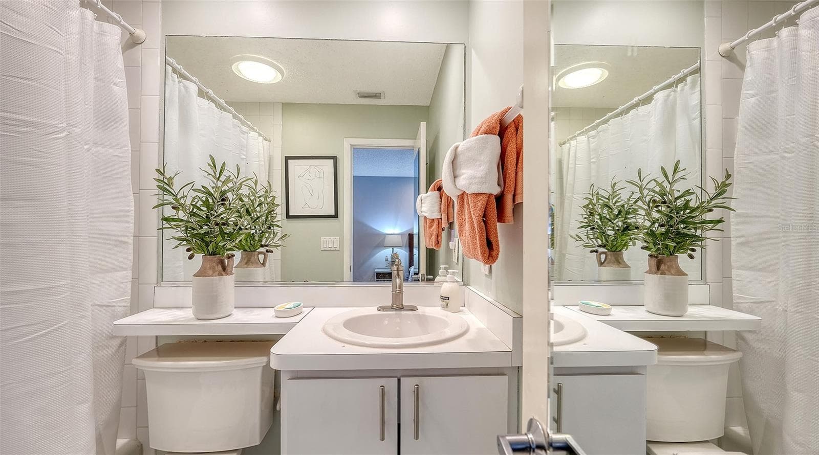 Duplex at 662 CALLE DEL OTONO, SARASOTA, photo 41 of 100