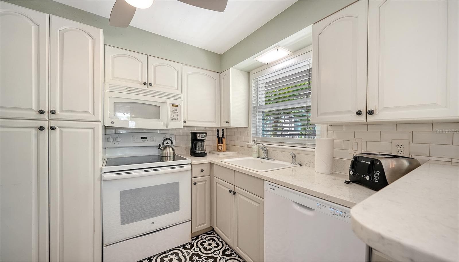 Duplex at 662 CALLE DEL OTONO, SARASOTA, photo 75 of 100