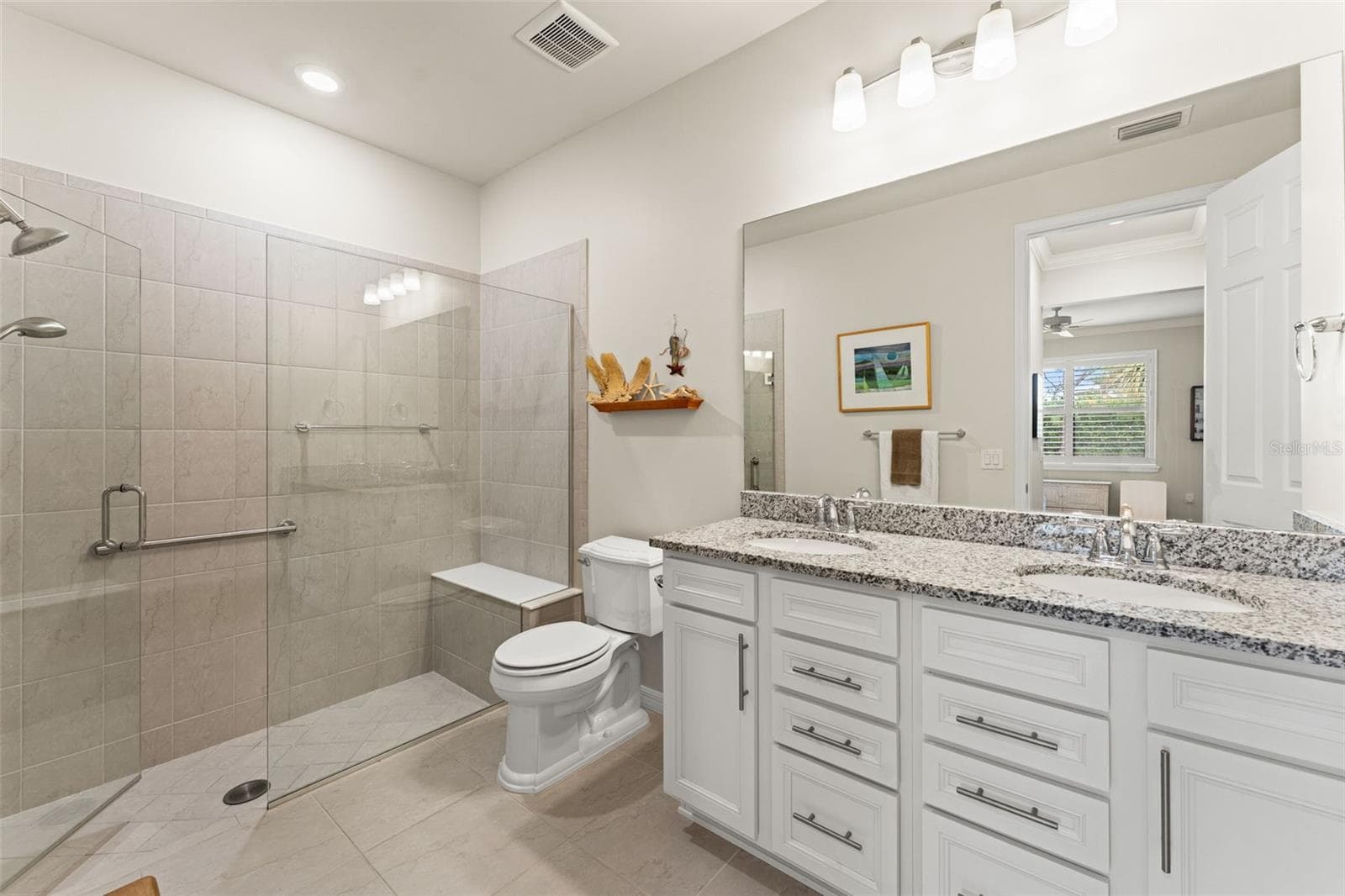 Huge primary bathroom - 18831 LANUVIO ST, VENICE