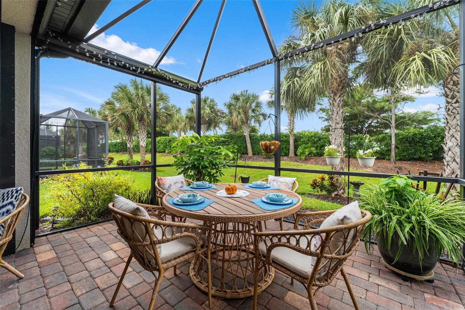 Extended lanai - 18831 LANUVIO ST, VENICE