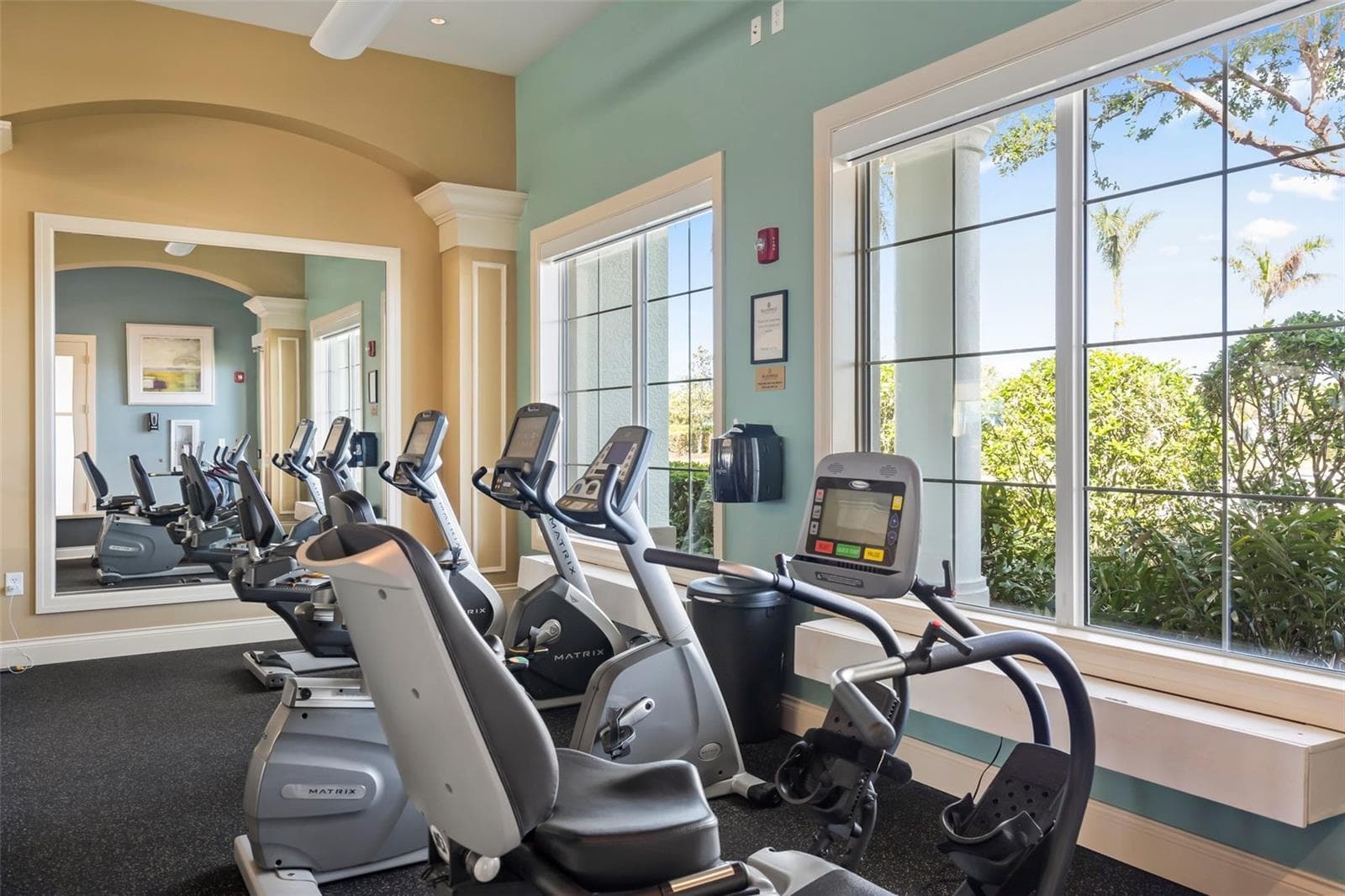 Fitness center - 18831 LANUVIO ST, VENICE