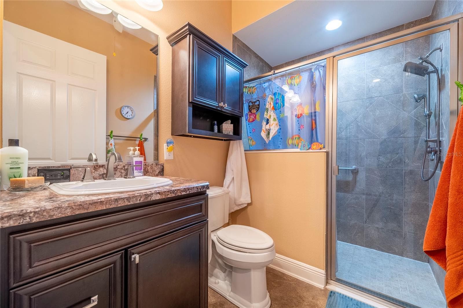 3rd Bathroom - 2835 CEDAR GROVE LOOP, THE VILLAGES