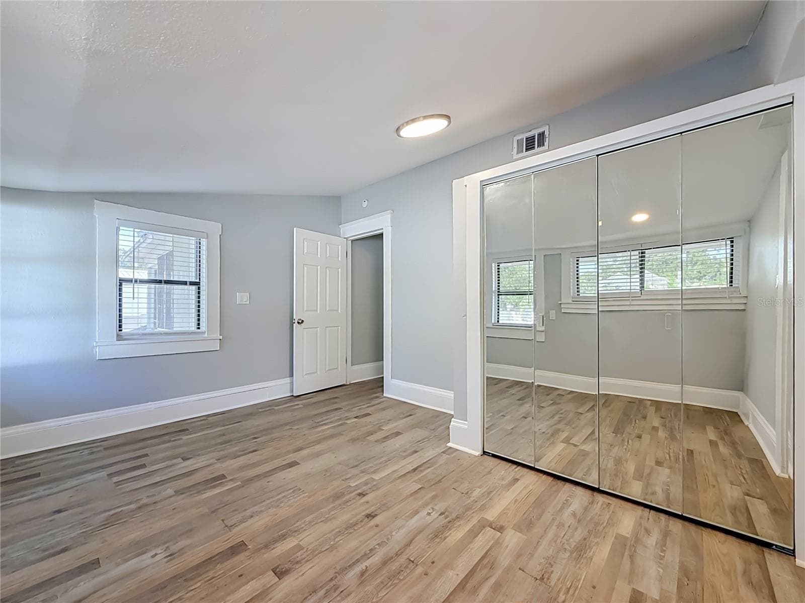 Primary Suite Bedroom with private bath - 509 27TH AVE S, ST PETERSBURG