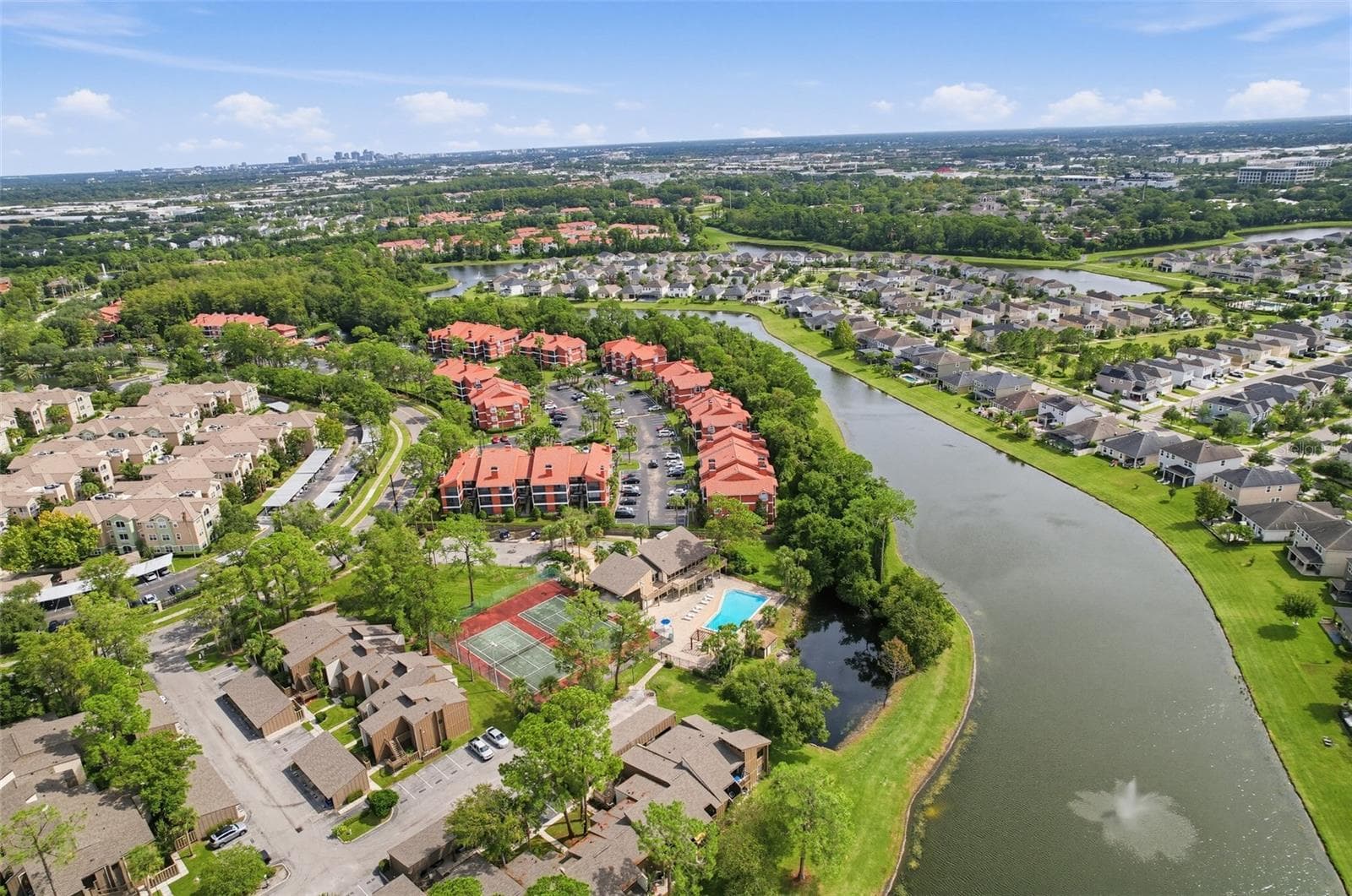 Condominium at 5302 BURNING TREE DR #F02, ORLANDO, photo 19 of 43
