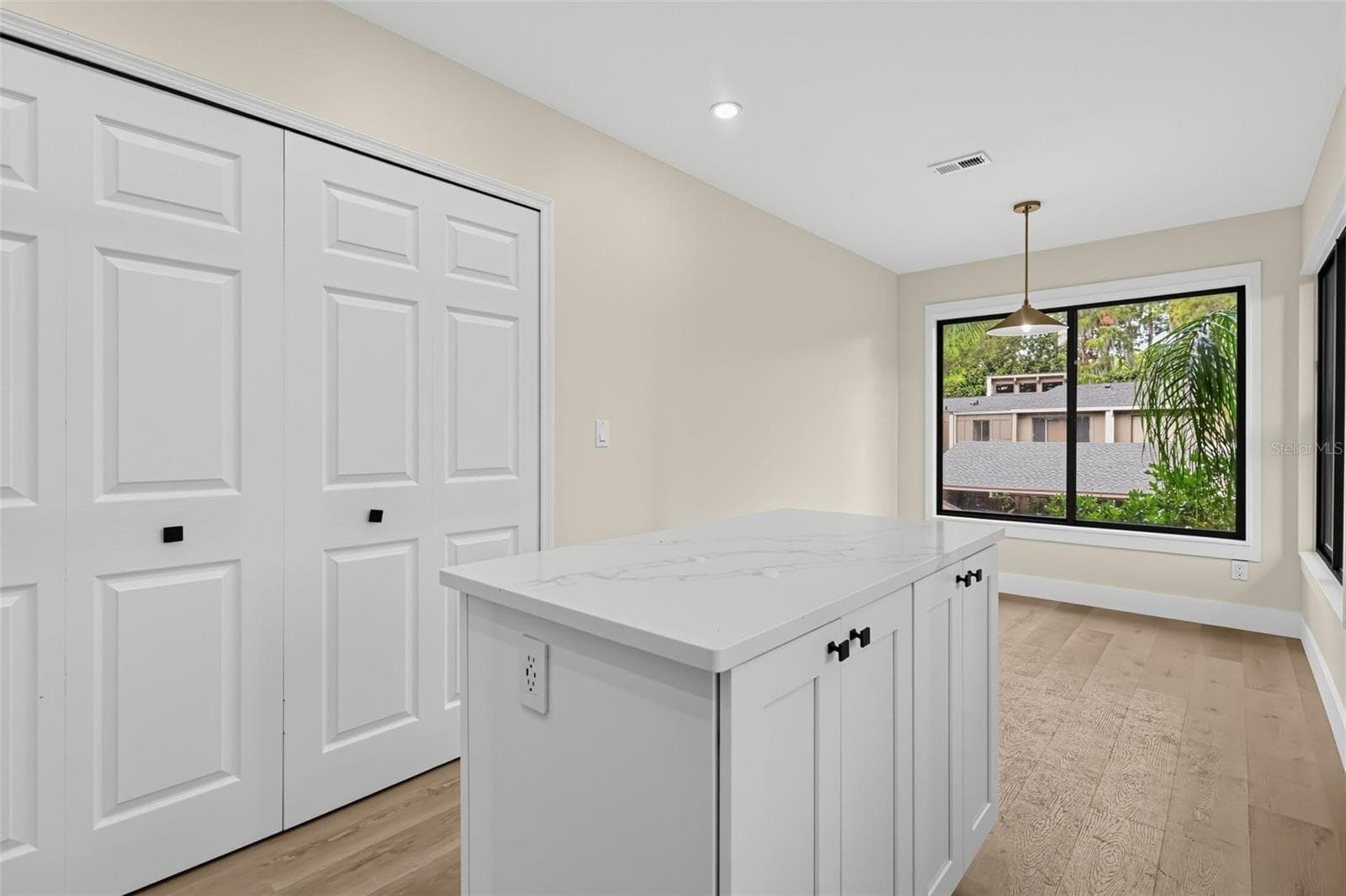 Condominium at 5302 BURNING TREE DR #F02, ORLANDO, photo 25 of 43
