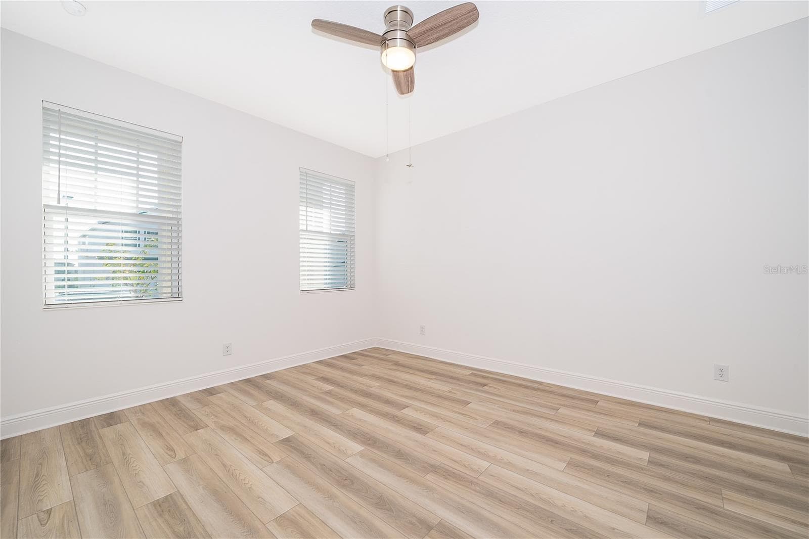 Single Family Residence at 380 LEMONGRASS RD, MINNEOLA, photo 12 of 41