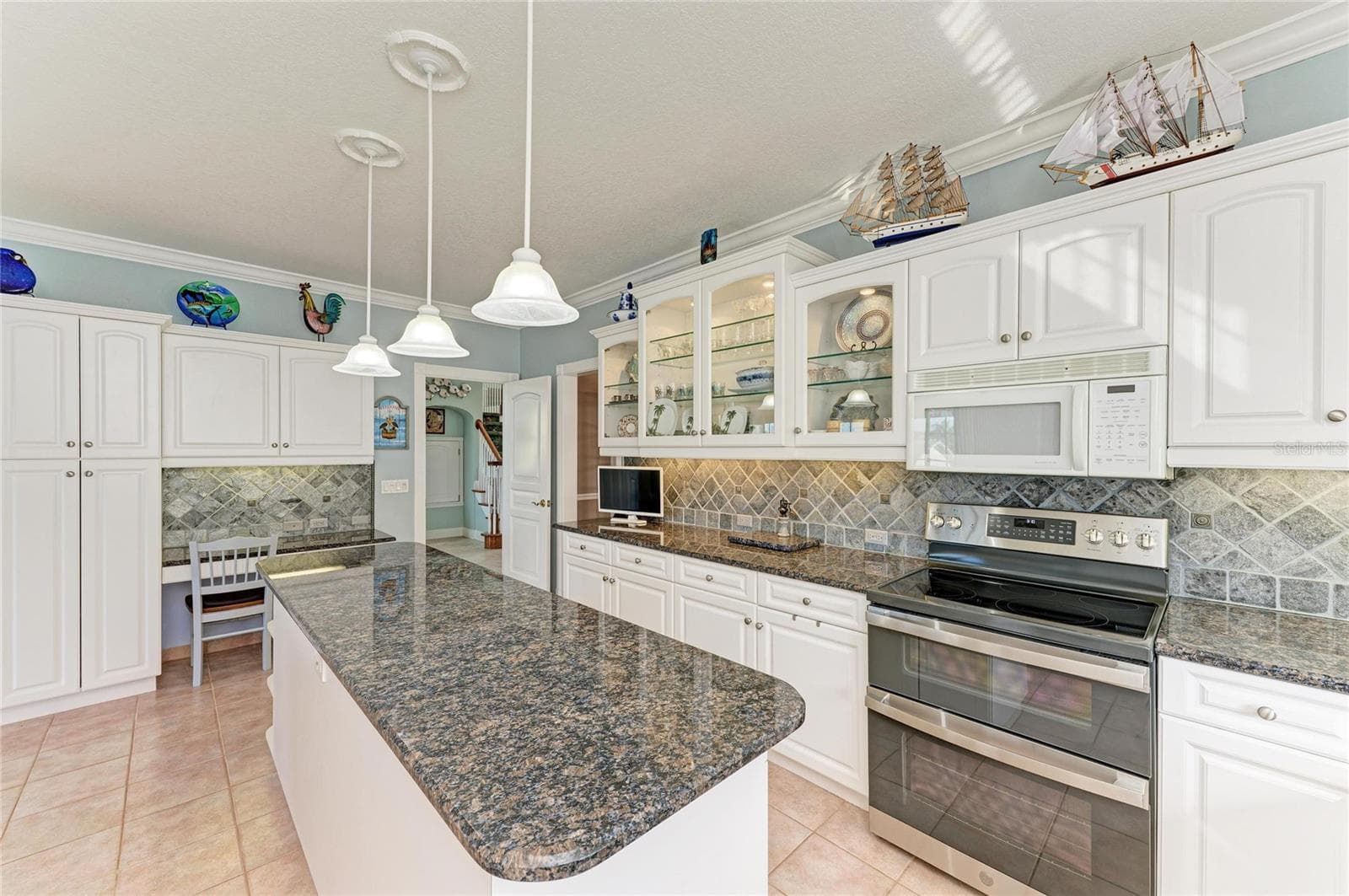 Single Family Residence at 2839 CORAL WAY, PUNTA GORDA, photo 16 of 72