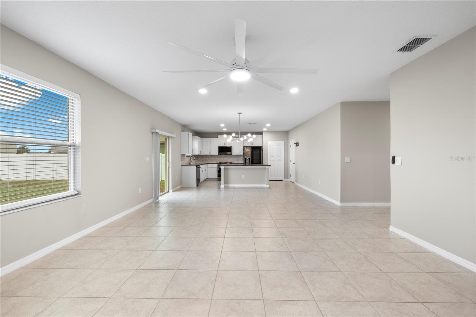 Single Family Residence at 12952 WILDFLOWER MEADOW DR, RIVERVIEW, photo 3 of 71