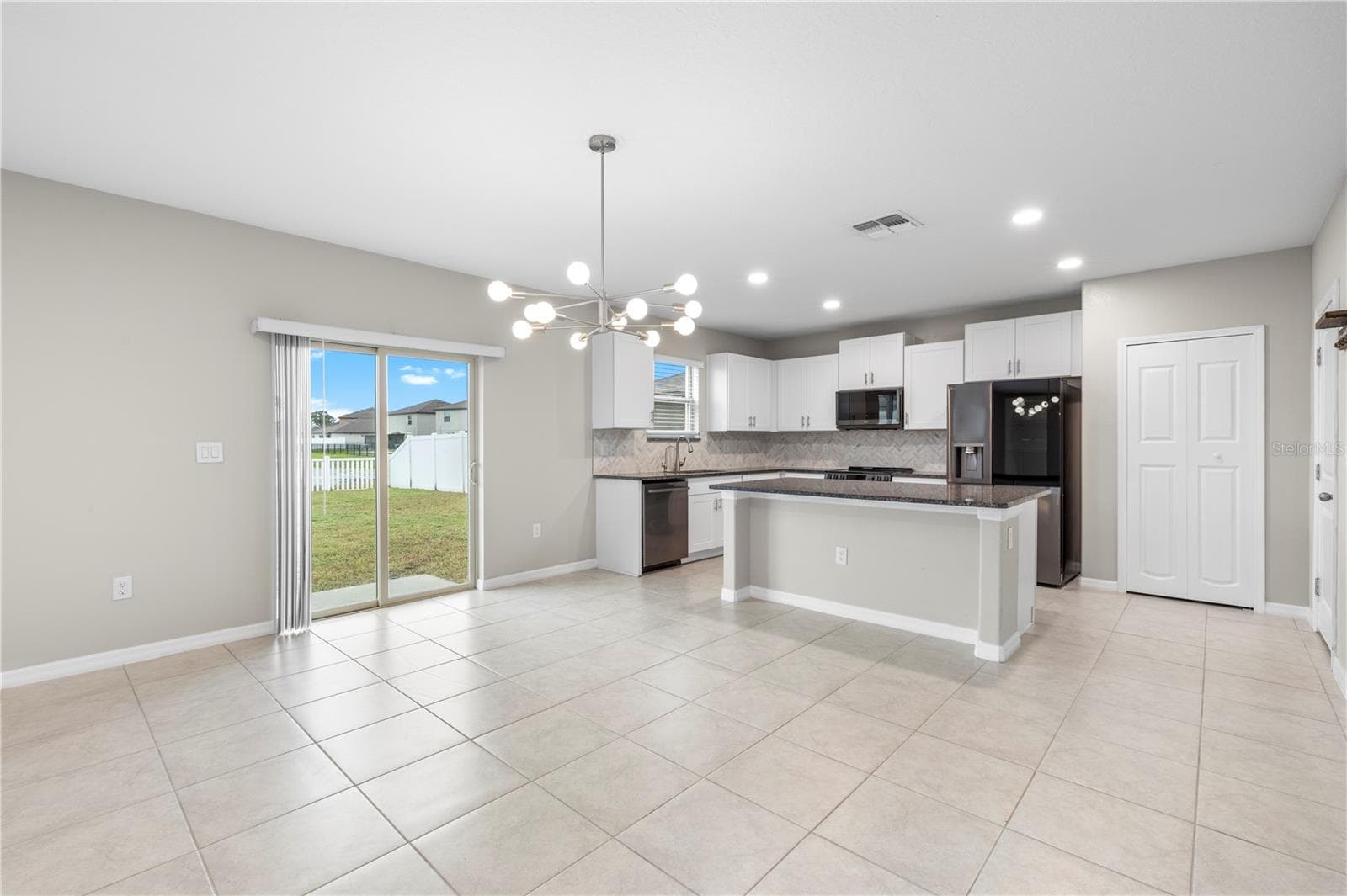 Single Family Residence at 12952 WILDFLOWER MEADOW DR, RIVERVIEW, photo 5 of 71