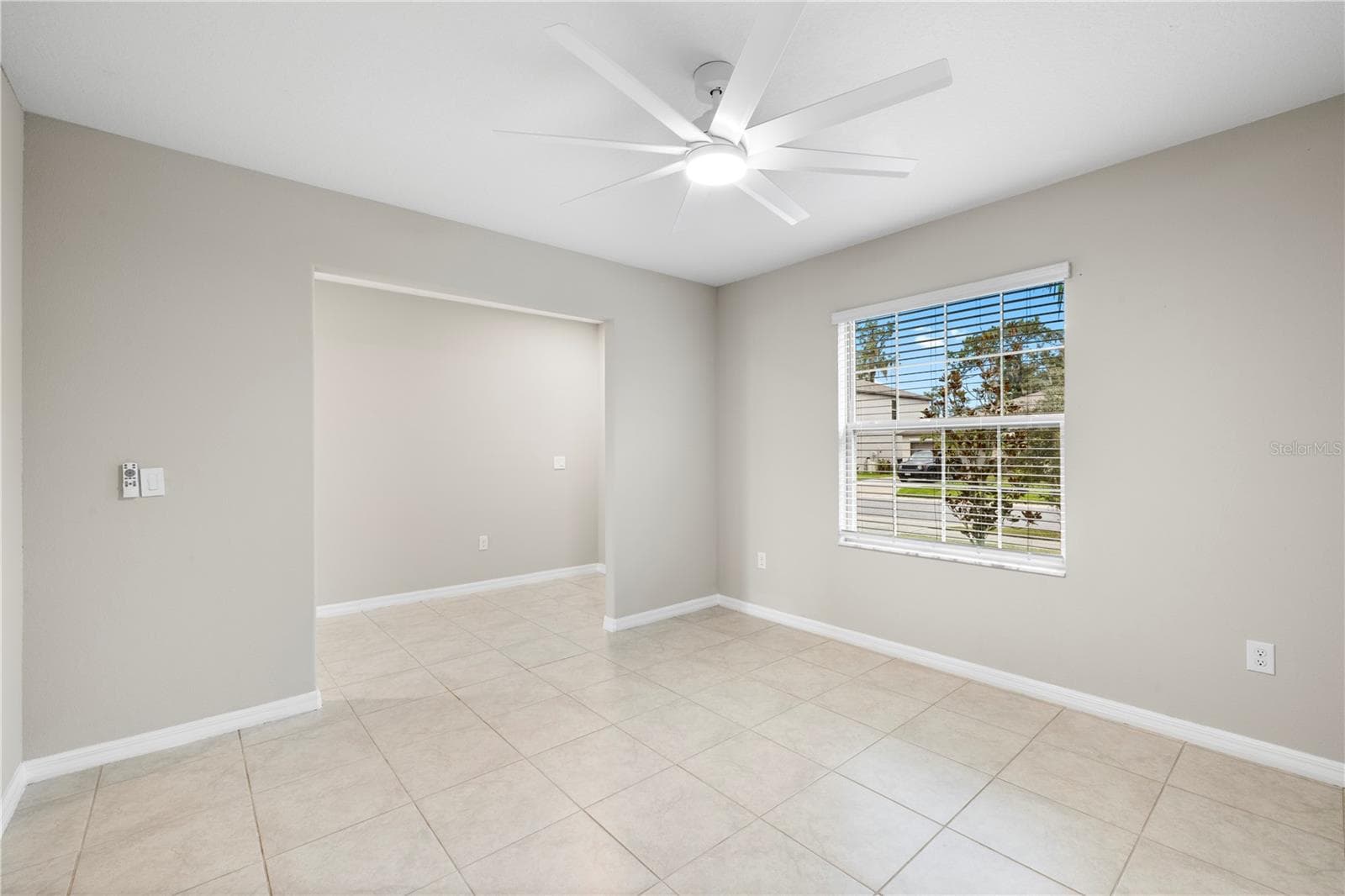 Single Family Residence at 12952 WILDFLOWER MEADOW DR, RIVERVIEW, photo 15 of 71