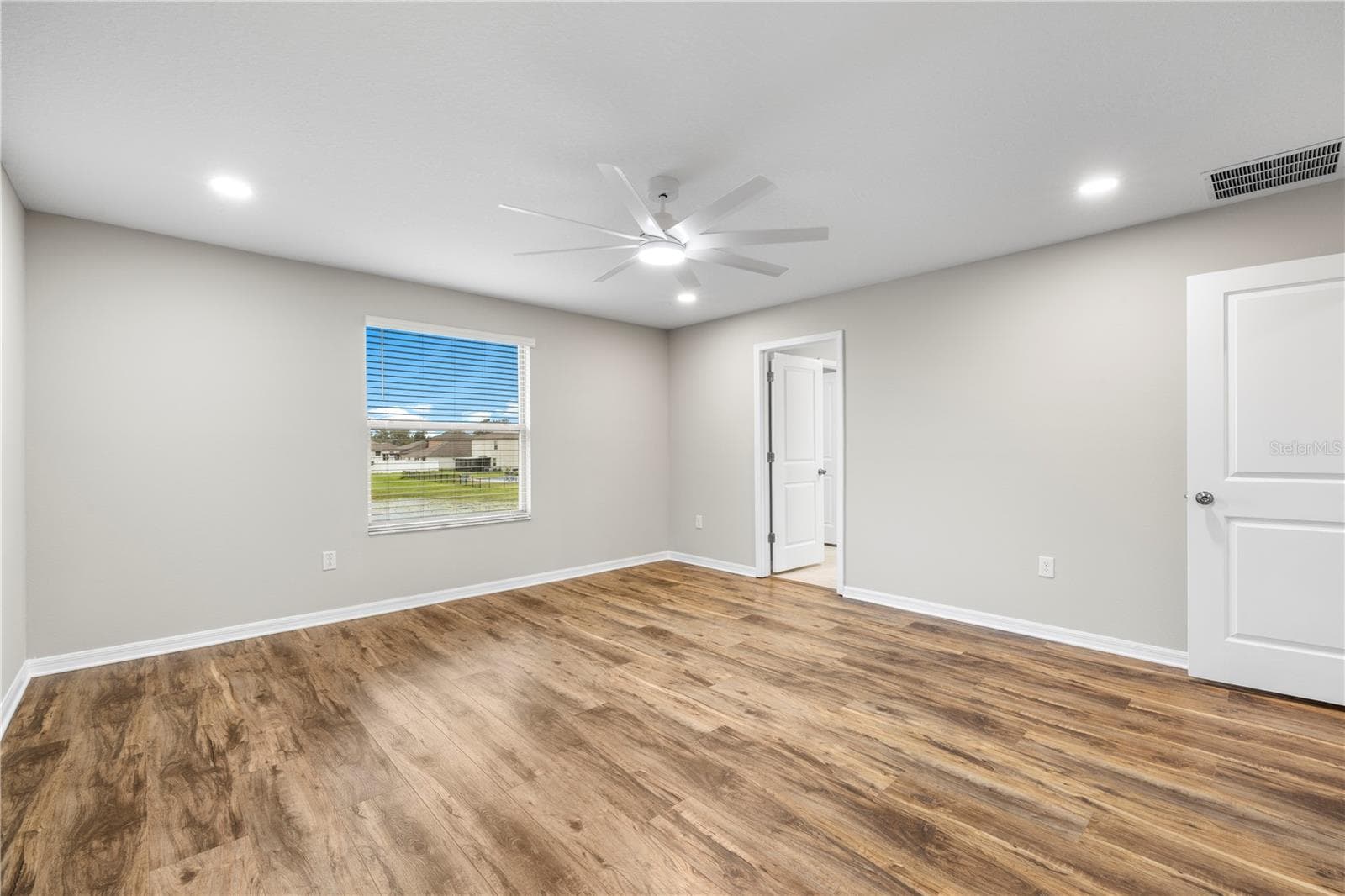 Single Family Residence at 12952 WILDFLOWER MEADOW DR, RIVERVIEW, photo 28 of 71