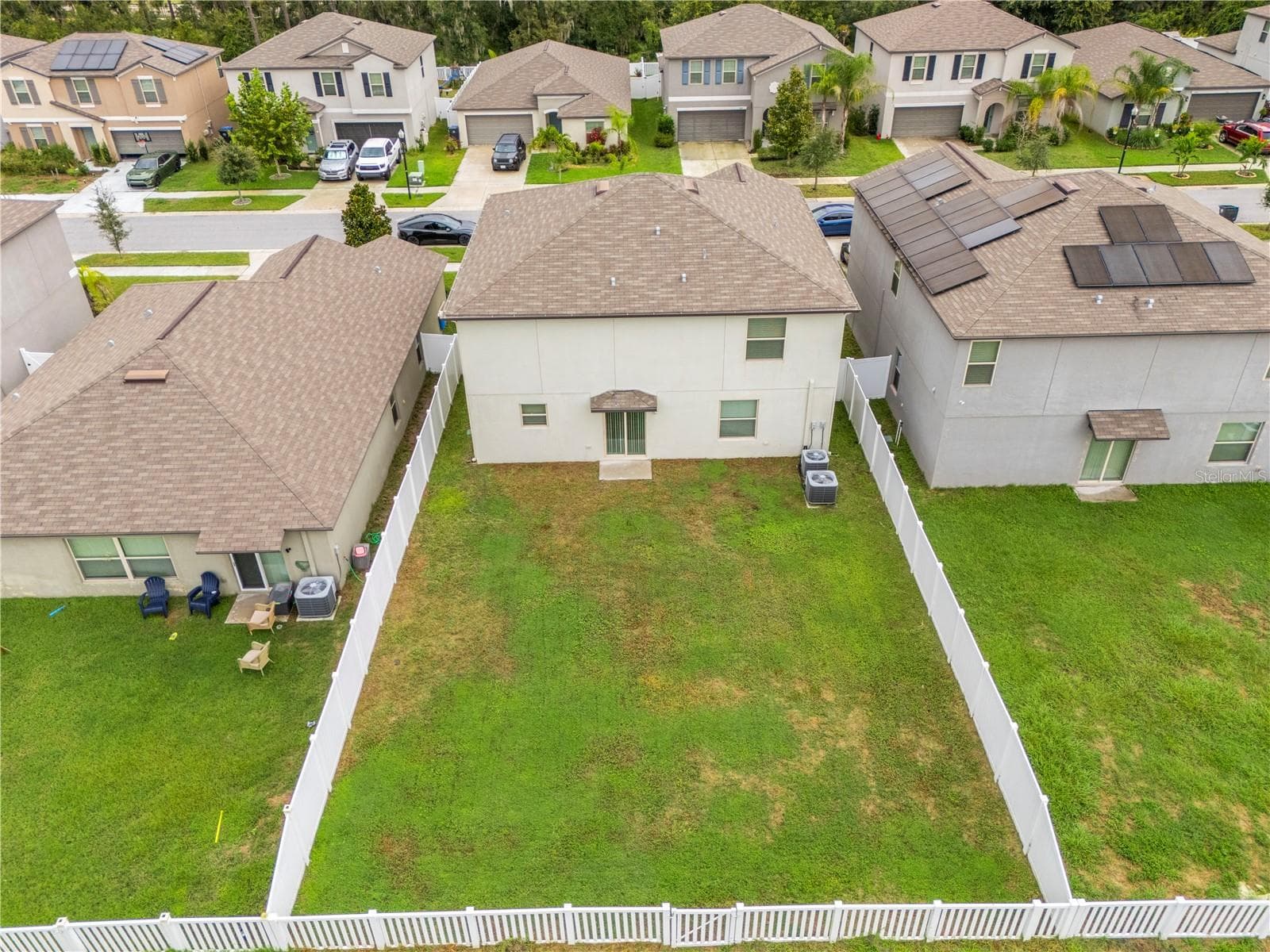 Single Family Residence at 12952 WILDFLOWER MEADOW DR, RIVERVIEW, photo 57 of 71