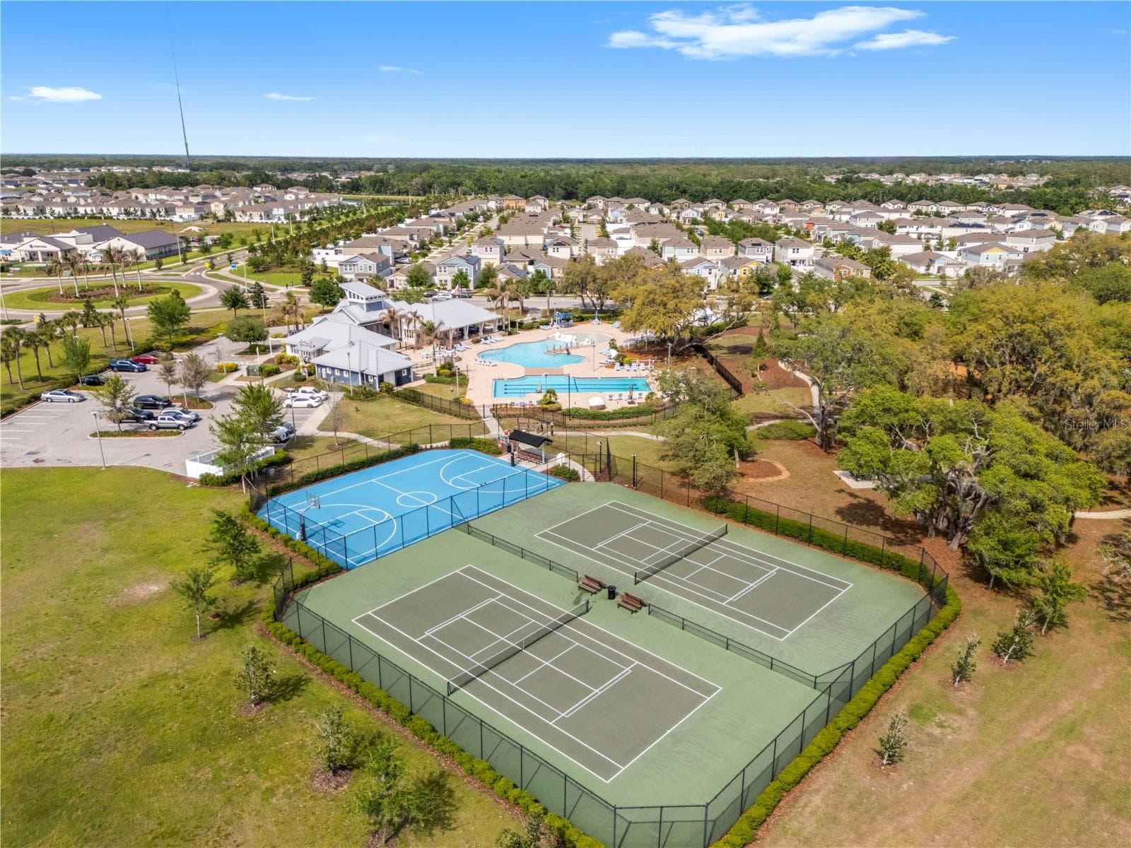 Single Family Residence at 12952 WILDFLOWER MEADOW DR, RIVERVIEW, photo 61 of 71