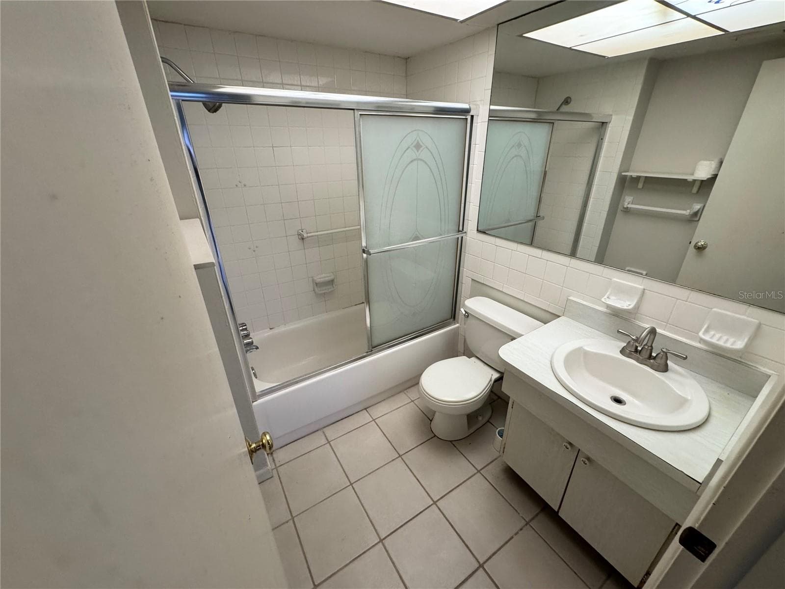 Bathroom - 1250 S PINELLAS AVE #511, TARPON SPRINGS