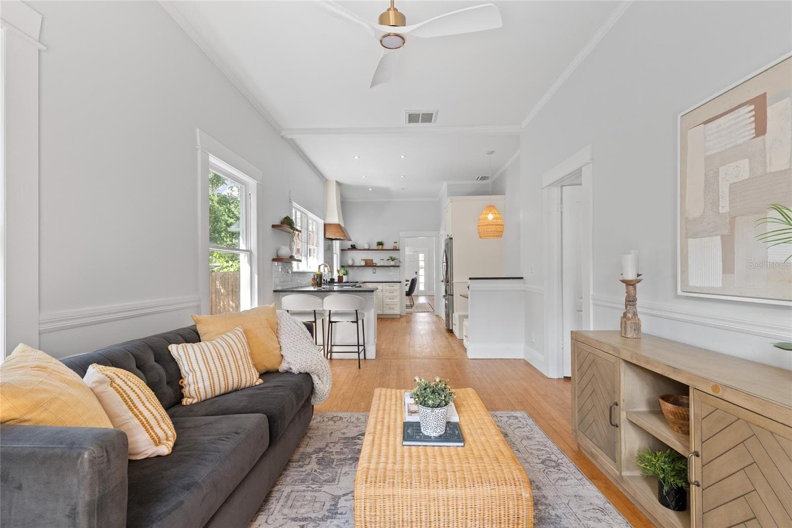 Single Family Residence at 2410 W JETTON AVE, TAMPA, photo 11 of 22