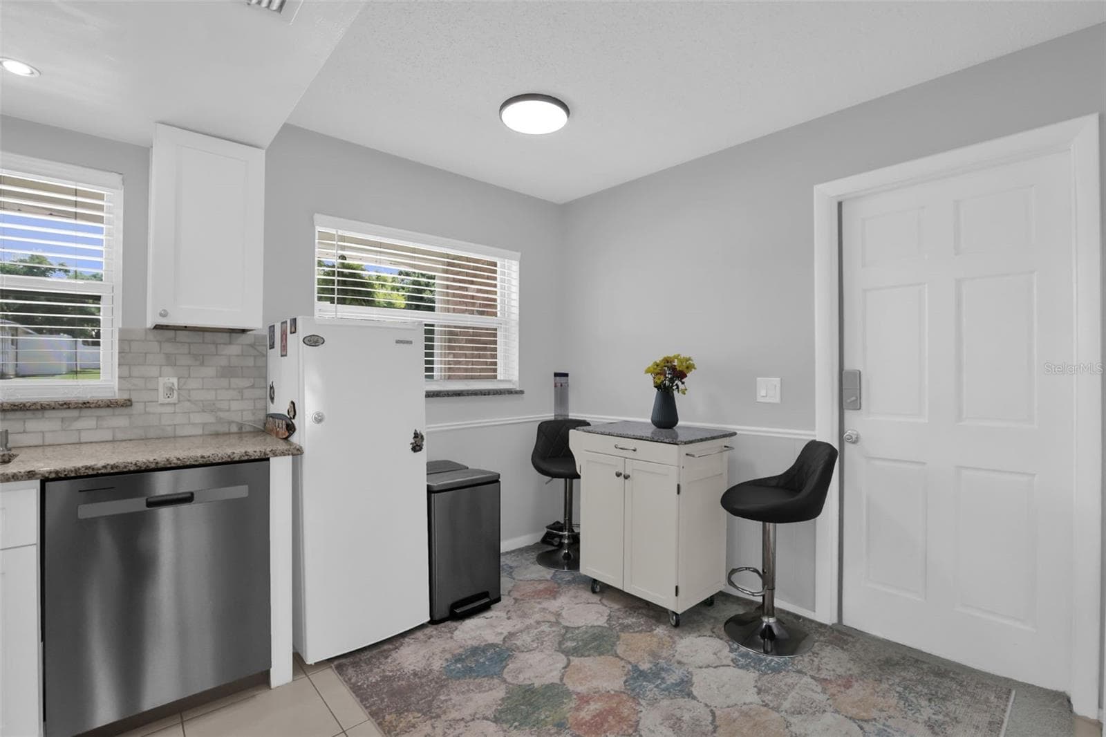 Single Family Residence at 14 APPLE HILL HOLW, CASSELBERRY, photo 9 of 33