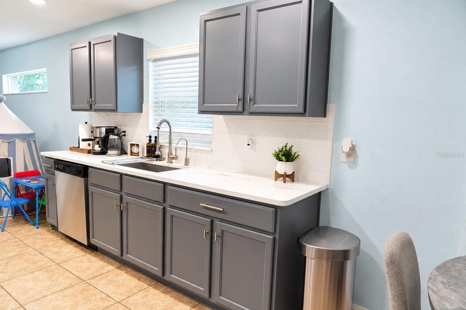 Single Family Residence at 7816 HARBOR BRIDGE BLVD, NEW PORT RICHEY, photo 10 of 28
