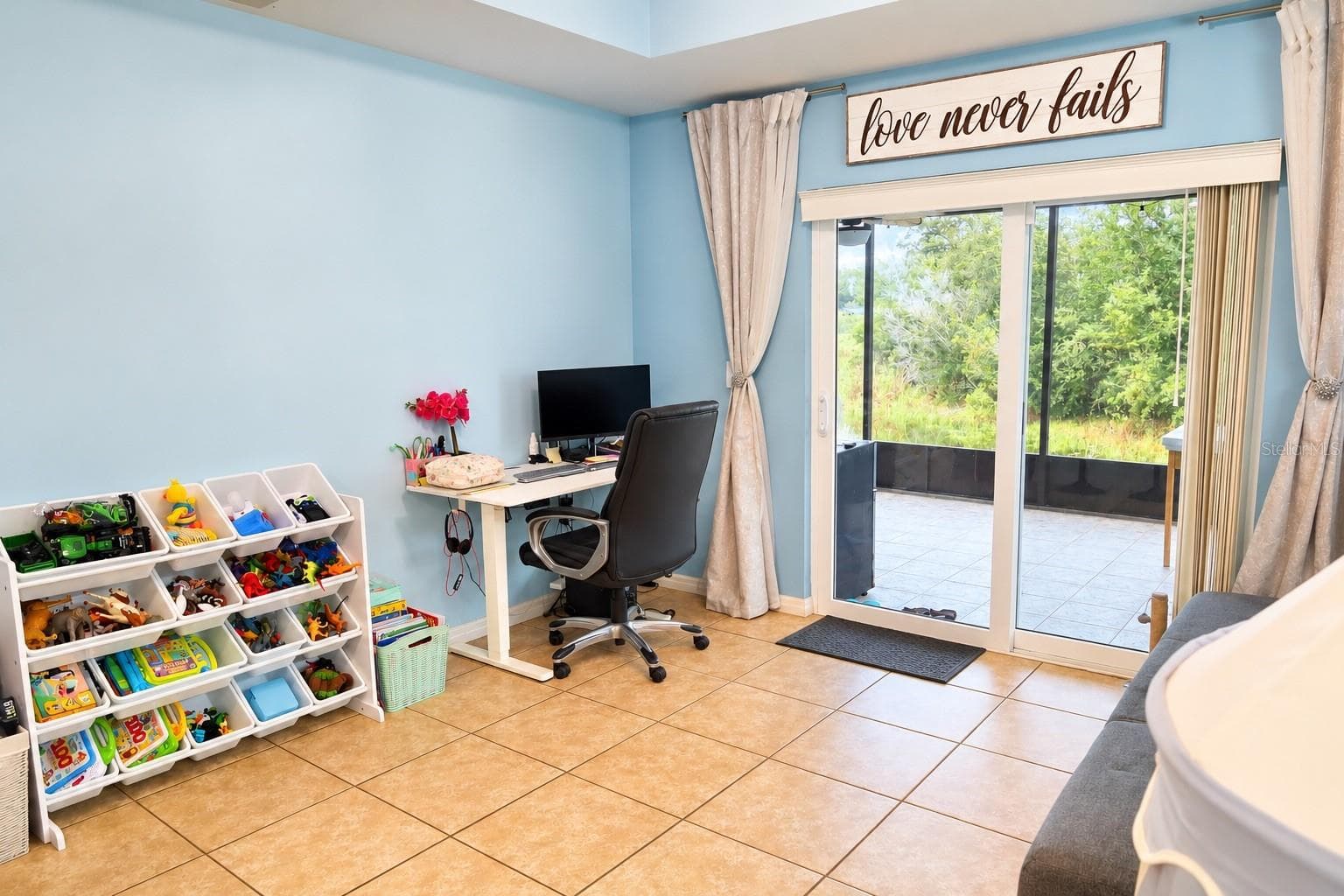 Single Family Residence at 7816 HARBOR BRIDGE BLVD, NEW PORT RICHEY, photo 22 of 28
