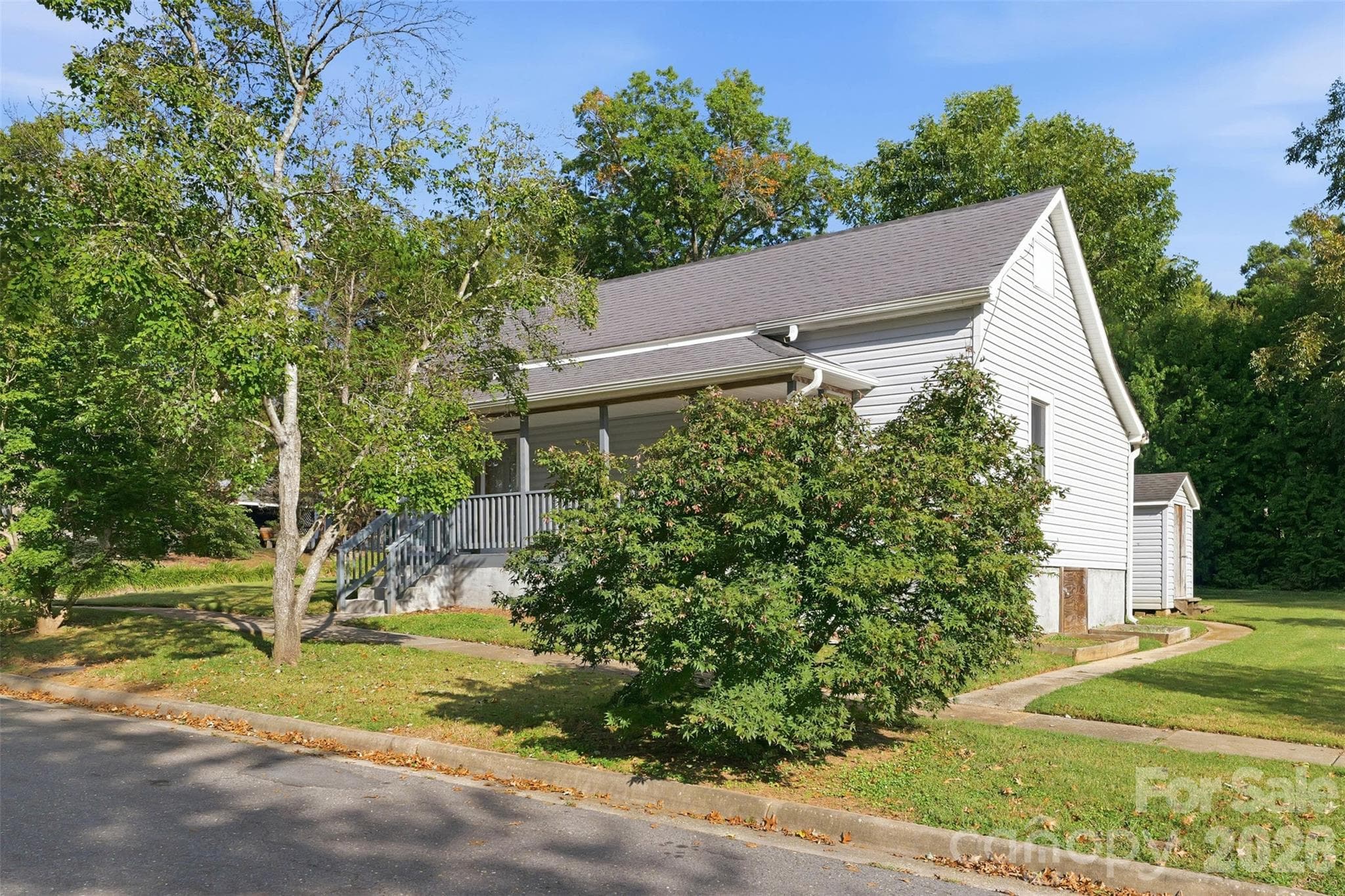 Single Family Residence at 140 Aikman Avenue, Norwood, photo 3 of 36