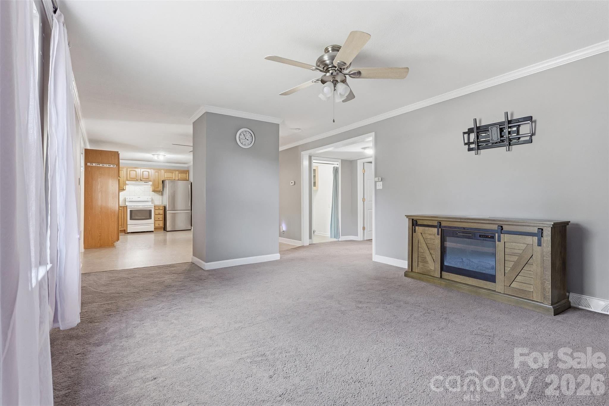 Single Family Residence at 140 Aikman Avenue, Norwood, photo 5 of 36
