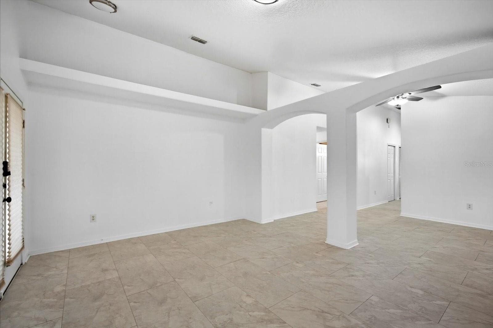 Living & Dining alternate view - 3005 W CHESTNUT ST, TAMPA