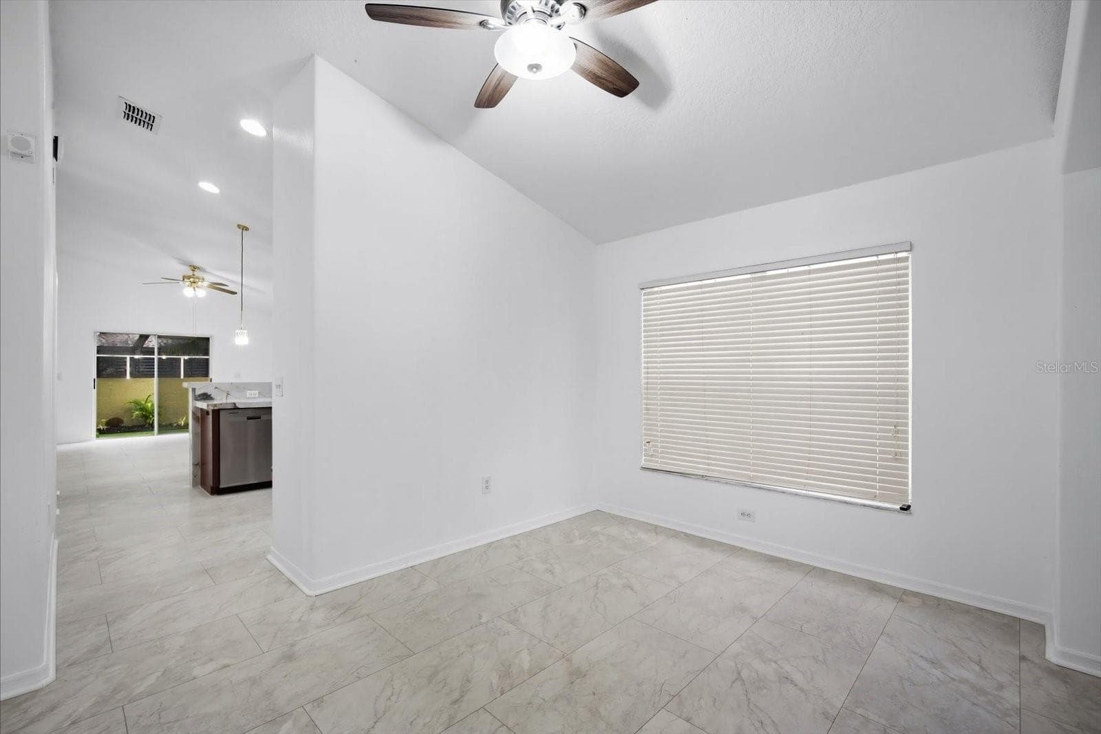 Dining room - 3005 W CHESTNUT ST, TAMPA