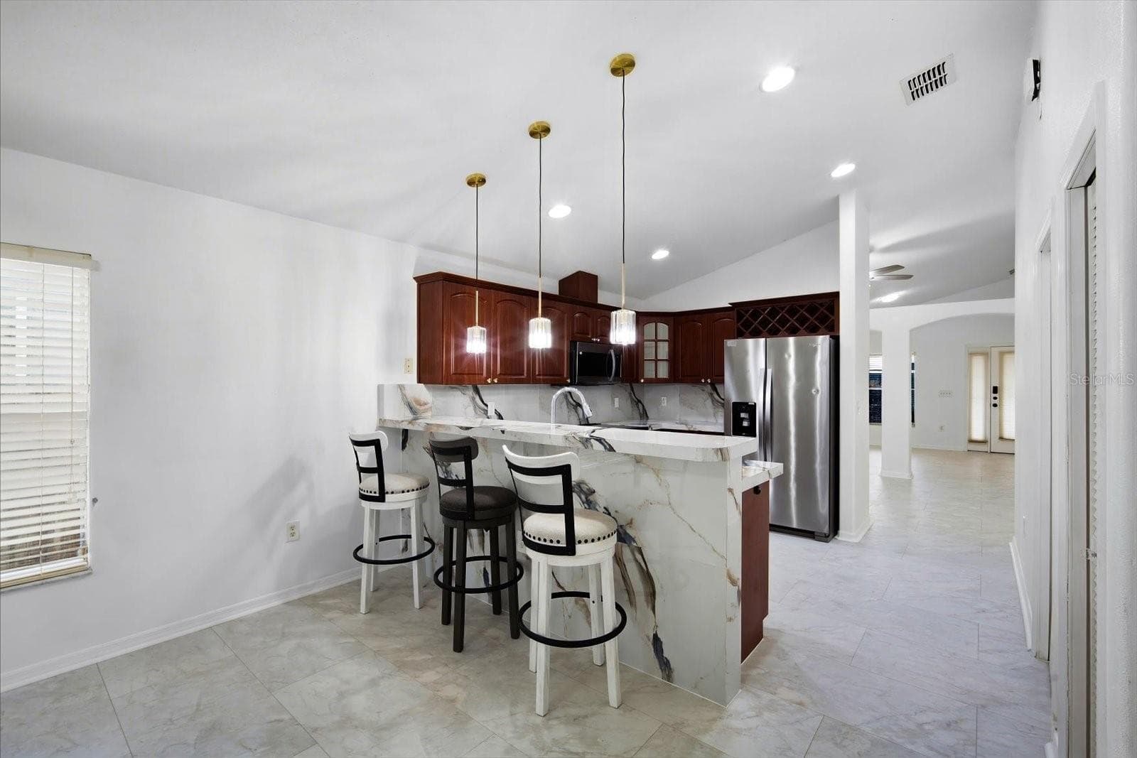 Kitchen view from Family room - 3005 W CHESTNUT ST, TAMPA