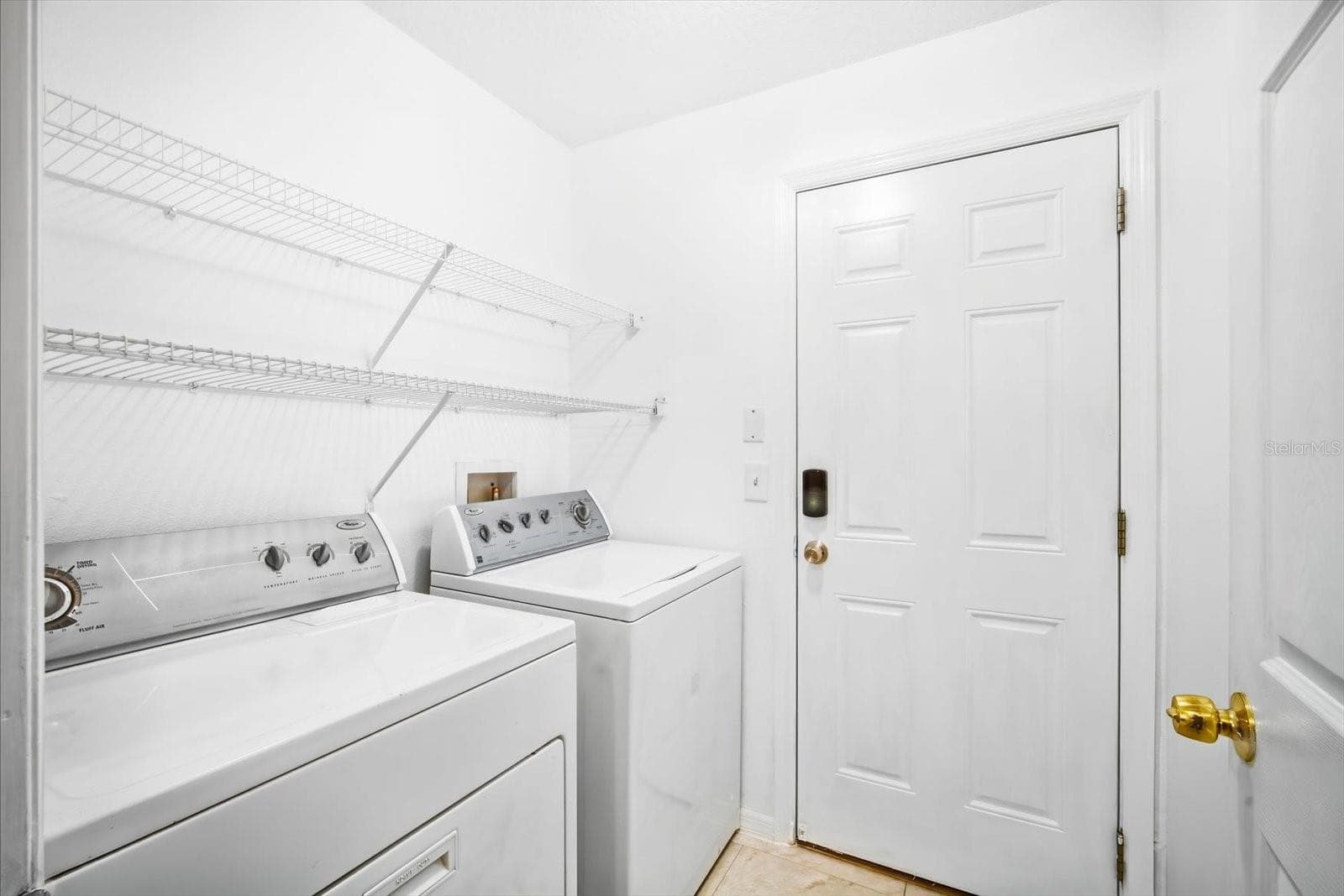 Inside laundry room - 3005 W CHESTNUT ST, TAMPA