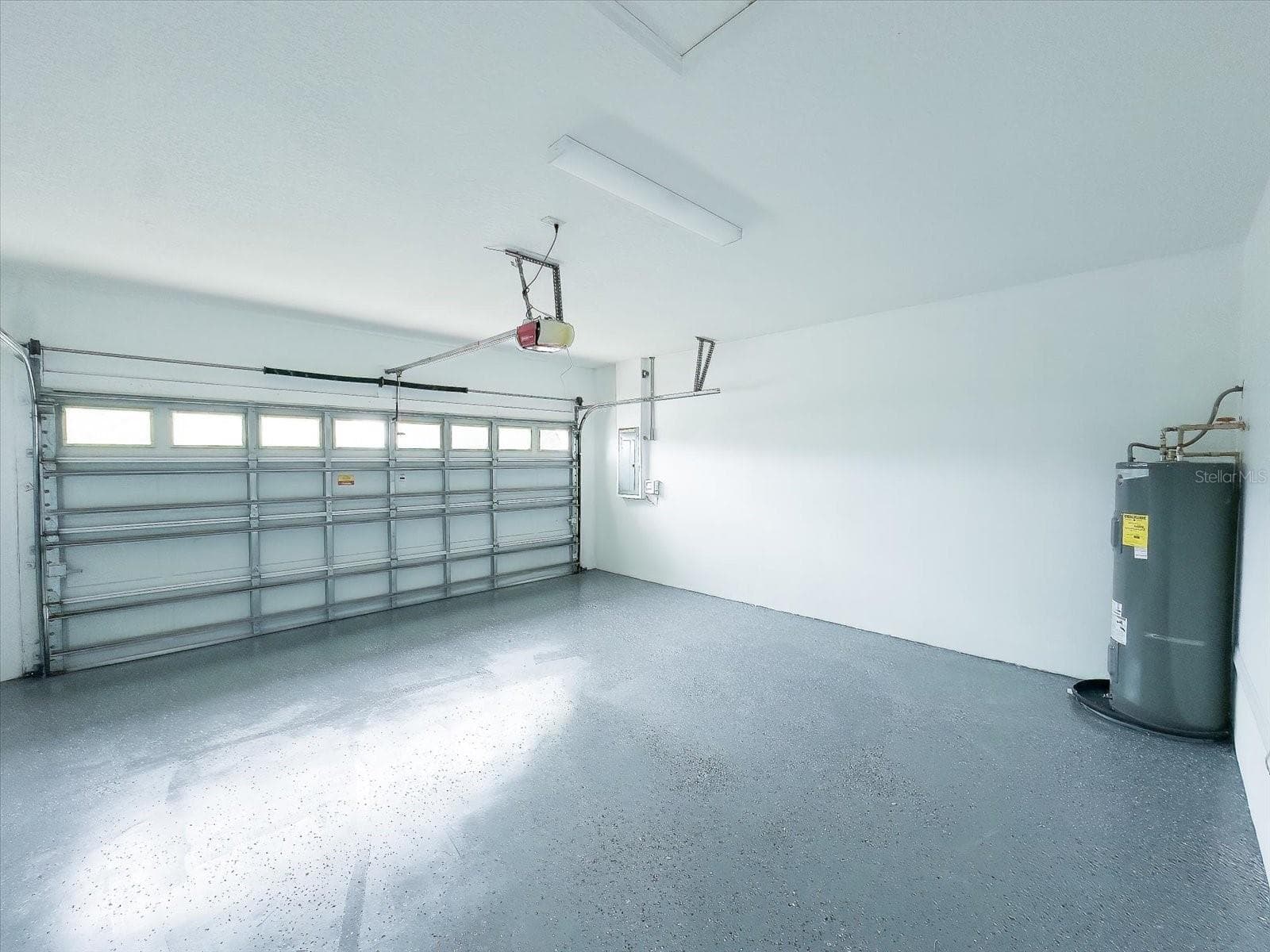 2 car garage - 3005 W CHESTNUT ST, TAMPA