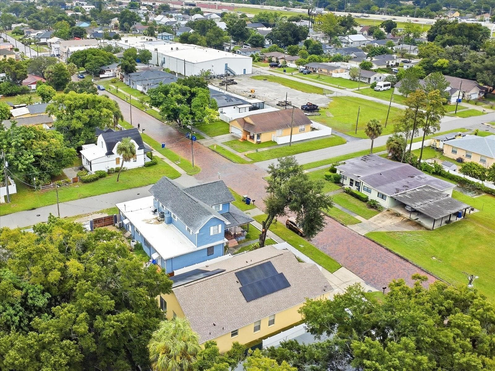 Single Family Residence at 3005 W CHESTNUT ST, TAMPA, photo 35 of 36