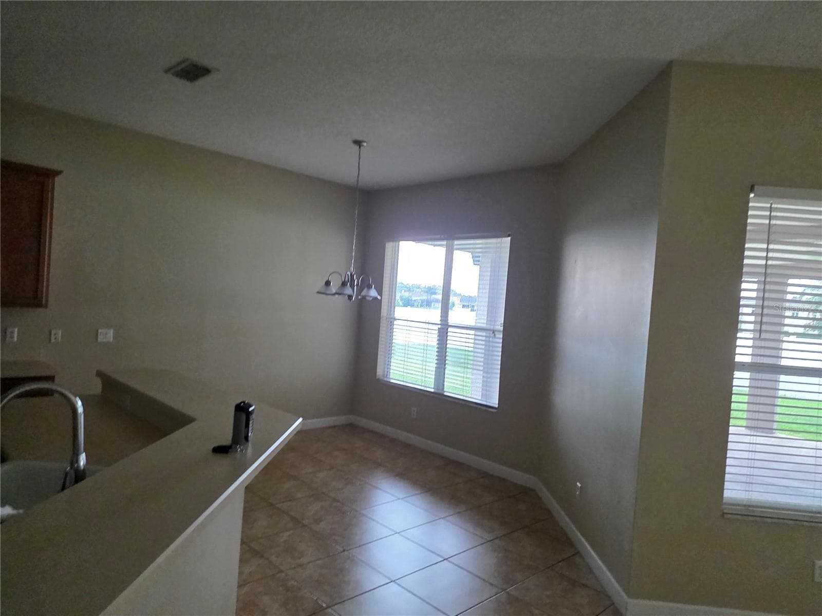 Single Family Residence at 4984 BIRCH STONE LN, ORLANDO, photo 7 of 23