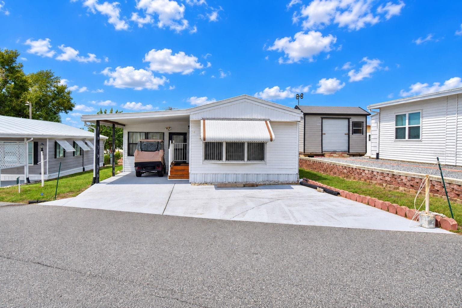 Manufactured Home at 251 PATTERSON RD #D4, HAINES CITY, photo 2 of 40