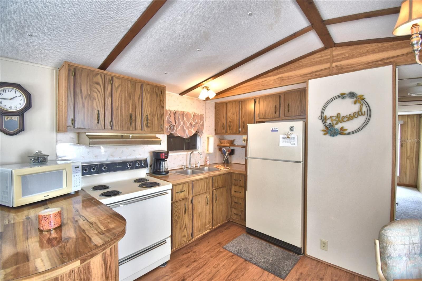 Manufactured Home at 251 PATTERSON RD #D4, HAINES CITY, photo 10 of 40