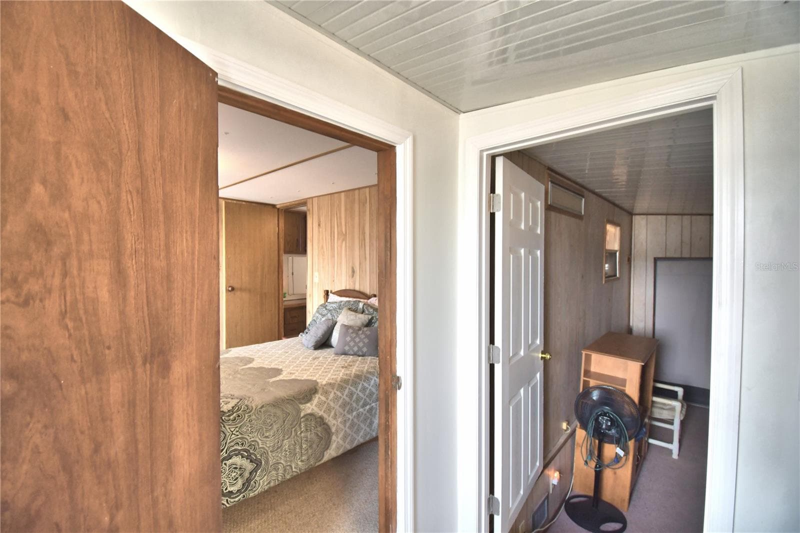 Manufactured Home at 251 PATTERSON RD #D4, HAINES CITY, photo 21 of 40